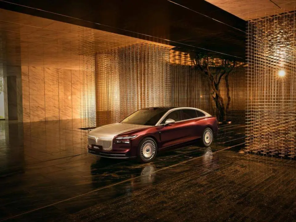 与岚图FR, alt 与岚图FR, alt