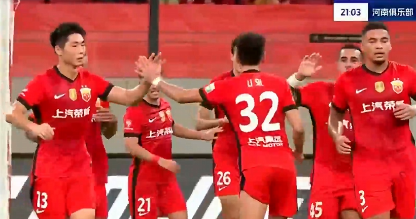 燊超越位在, 季参与进球, 于并不越位 燊超越位在, 季参与进球, 于并不越位