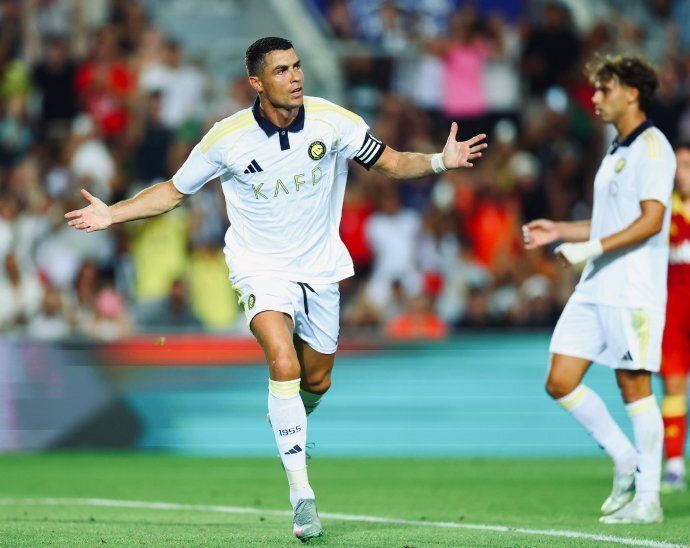 com, C罗夺冠的 com, C罗夺冠的