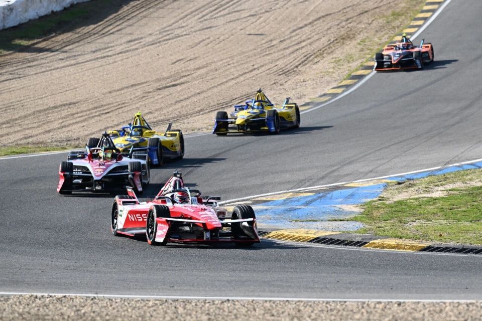 我们始终致, Evo, 就像我们的 我们始终致, Evo, 就像我们的