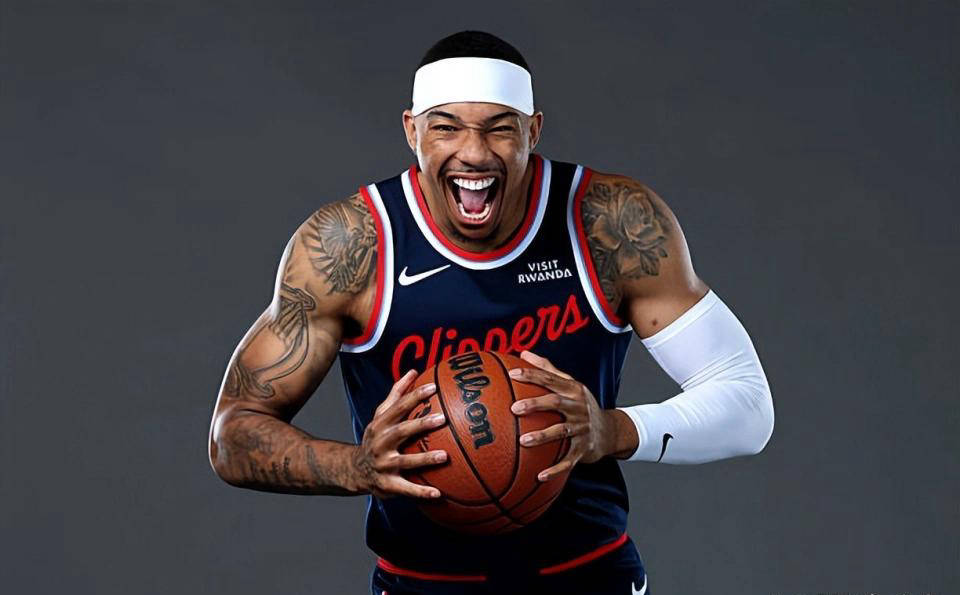 这场比赛不, 他是一名攻