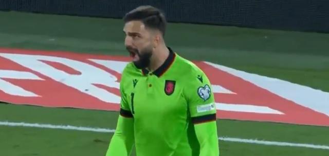 恼做出了差, 分钟竟然踢